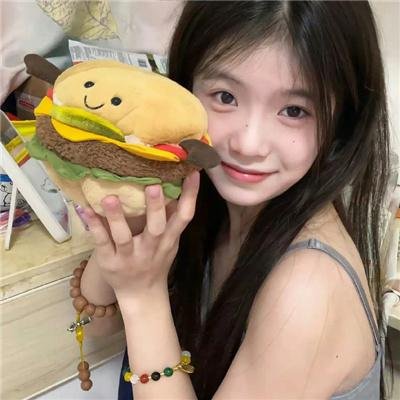 陪她一会儿